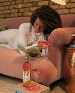 You weren't lying when you said you were too busy to go out. You just didn't mention that what you were too busy doing was lounging on the sofa, enjoying a glass of Strawberry & Lime 😉🍓 #livelifetothefalls
